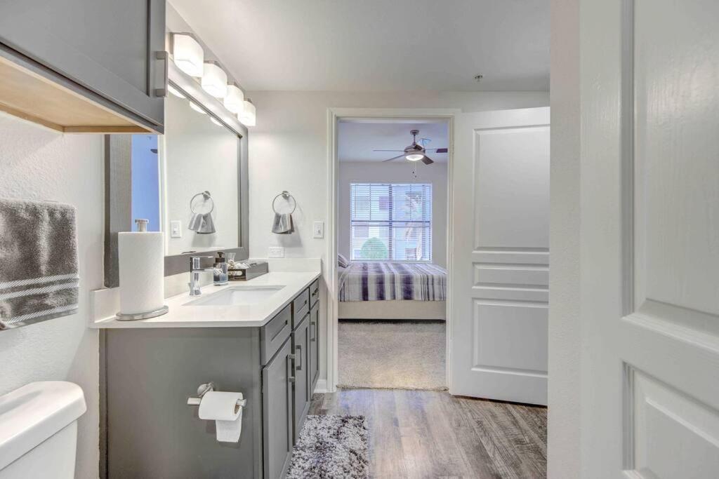 Houston Medical Center-Beautiful 1-Bedroom Apartment Near Nrg ภายนอก รูปภาพ